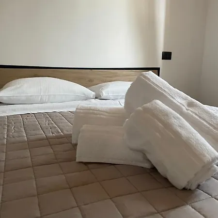 Residenza Rosy 아파트 *